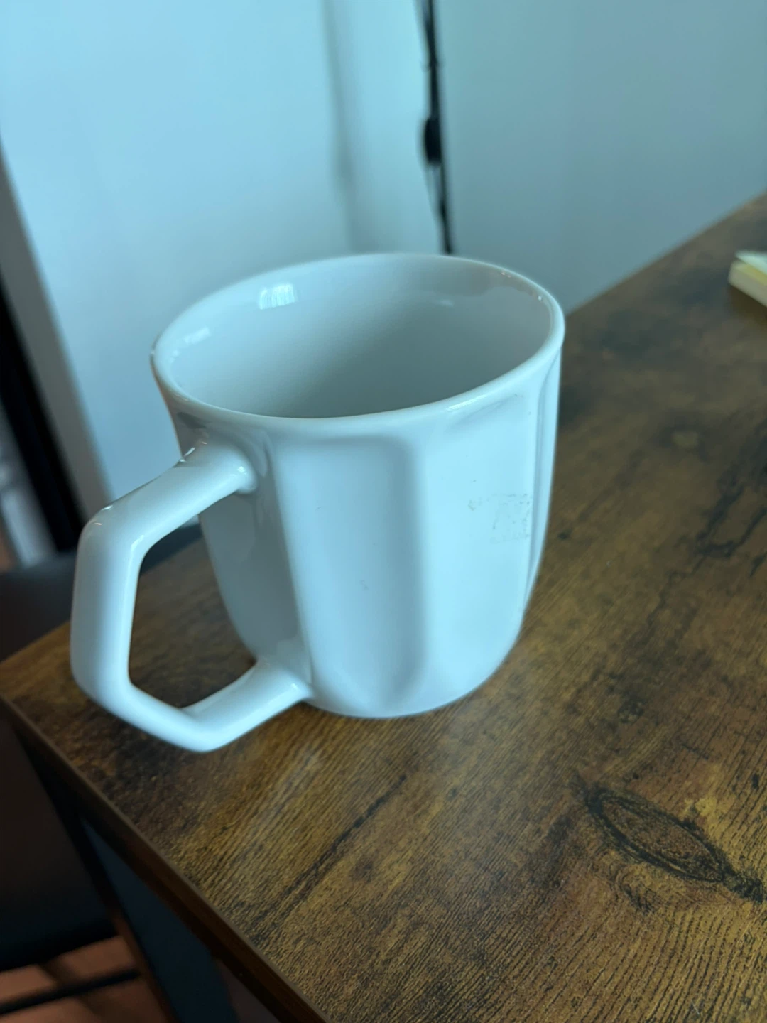 White Faceted Design Mug – Morris Design – Brand New, Never Used - photo 2