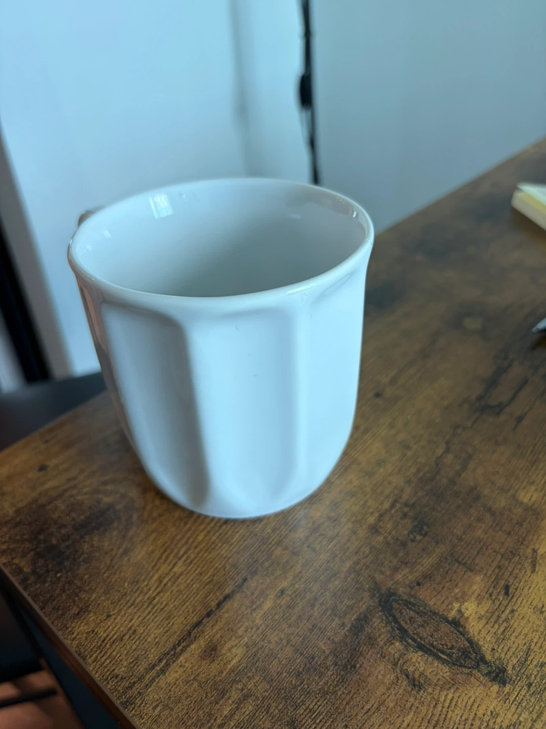 White Faceted Design Mug – Morris Design – Brand New, Never Used - photo 3