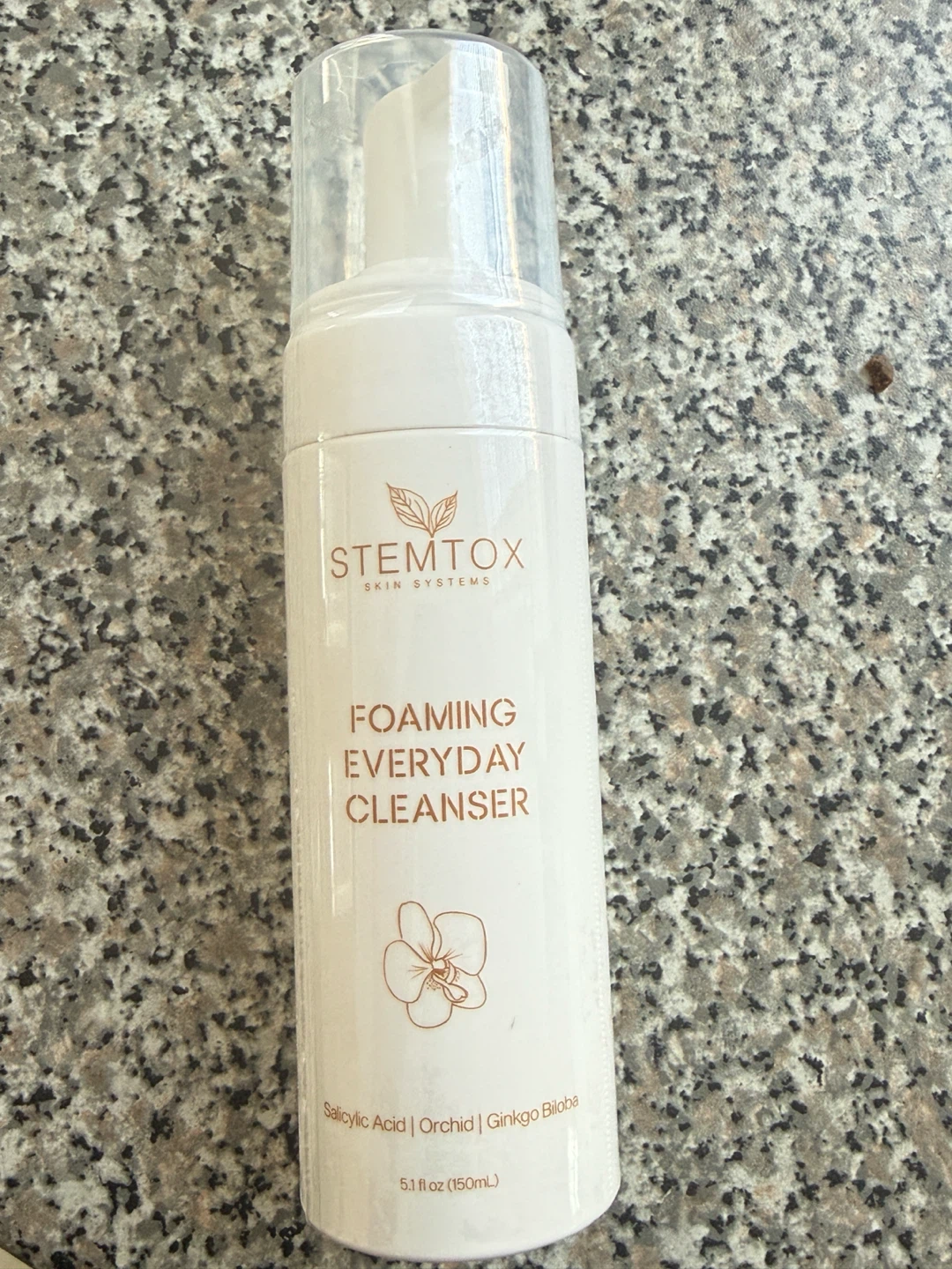 STEMTOX Foaming Everyday Cleanser 5.1 fl oz - photo 2