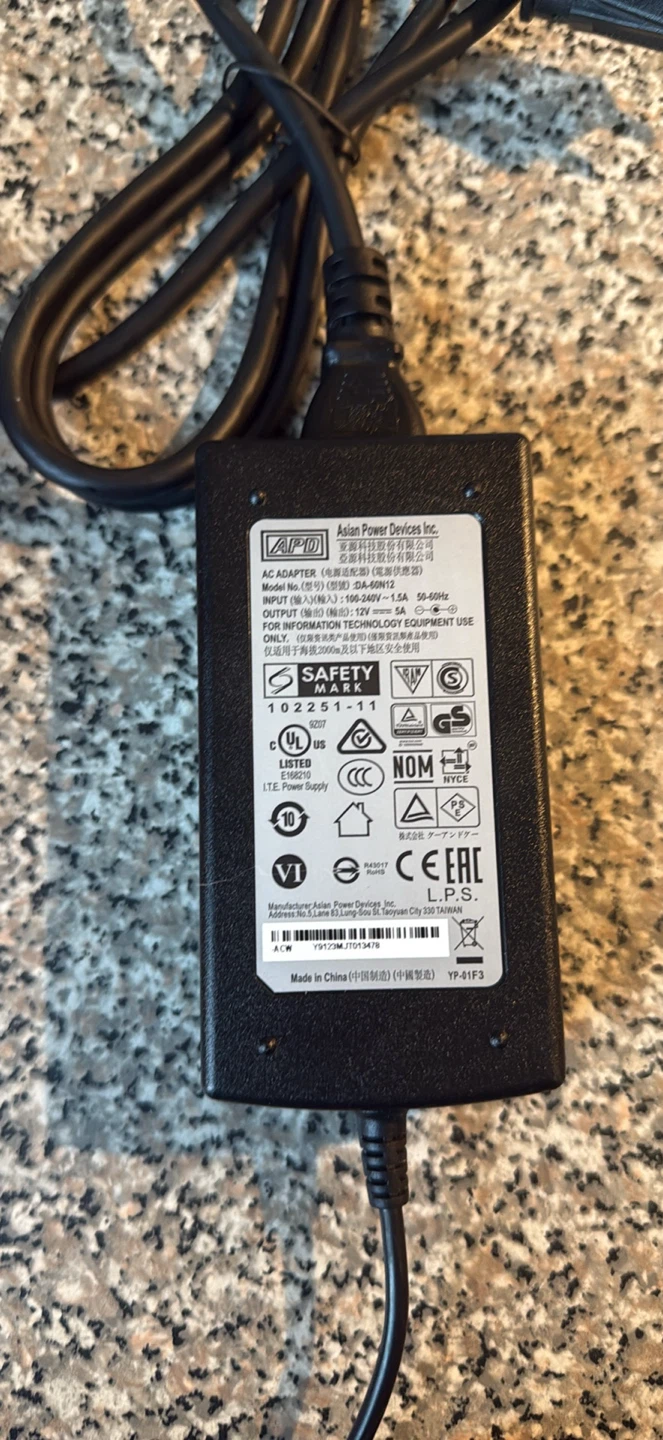 12V DC Power Adapter - photo 2