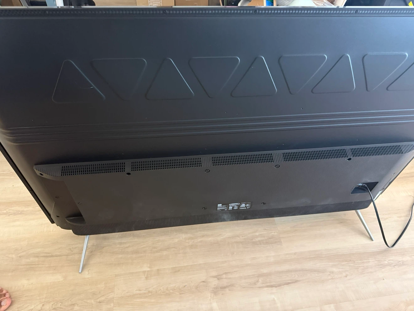 TCL Roku television - photo 2