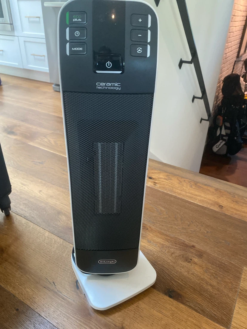 DeLonghi Ceramic Heater