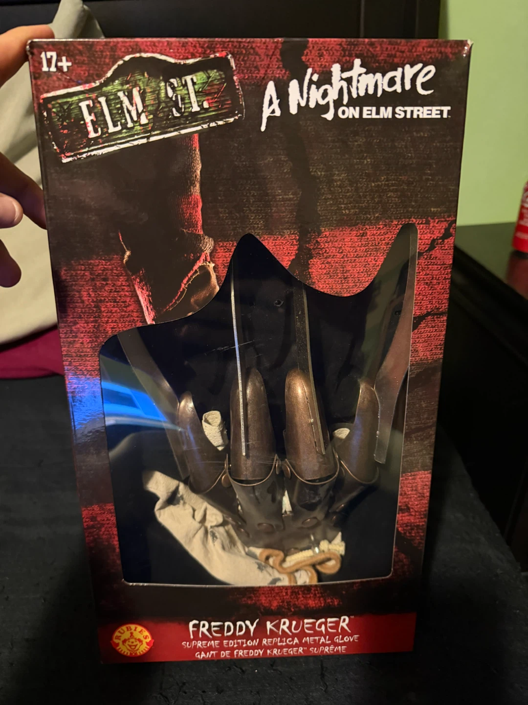 A Nightmare on Elm Street Freddy Krueger Replica Metal Glove