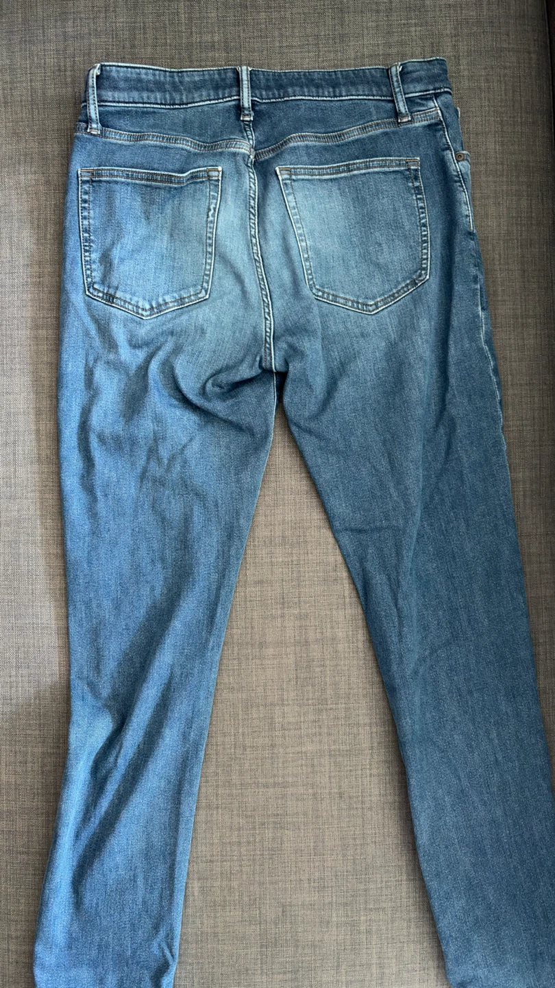 Uniqlo EZY Jeans Slim Tapered - photo 4