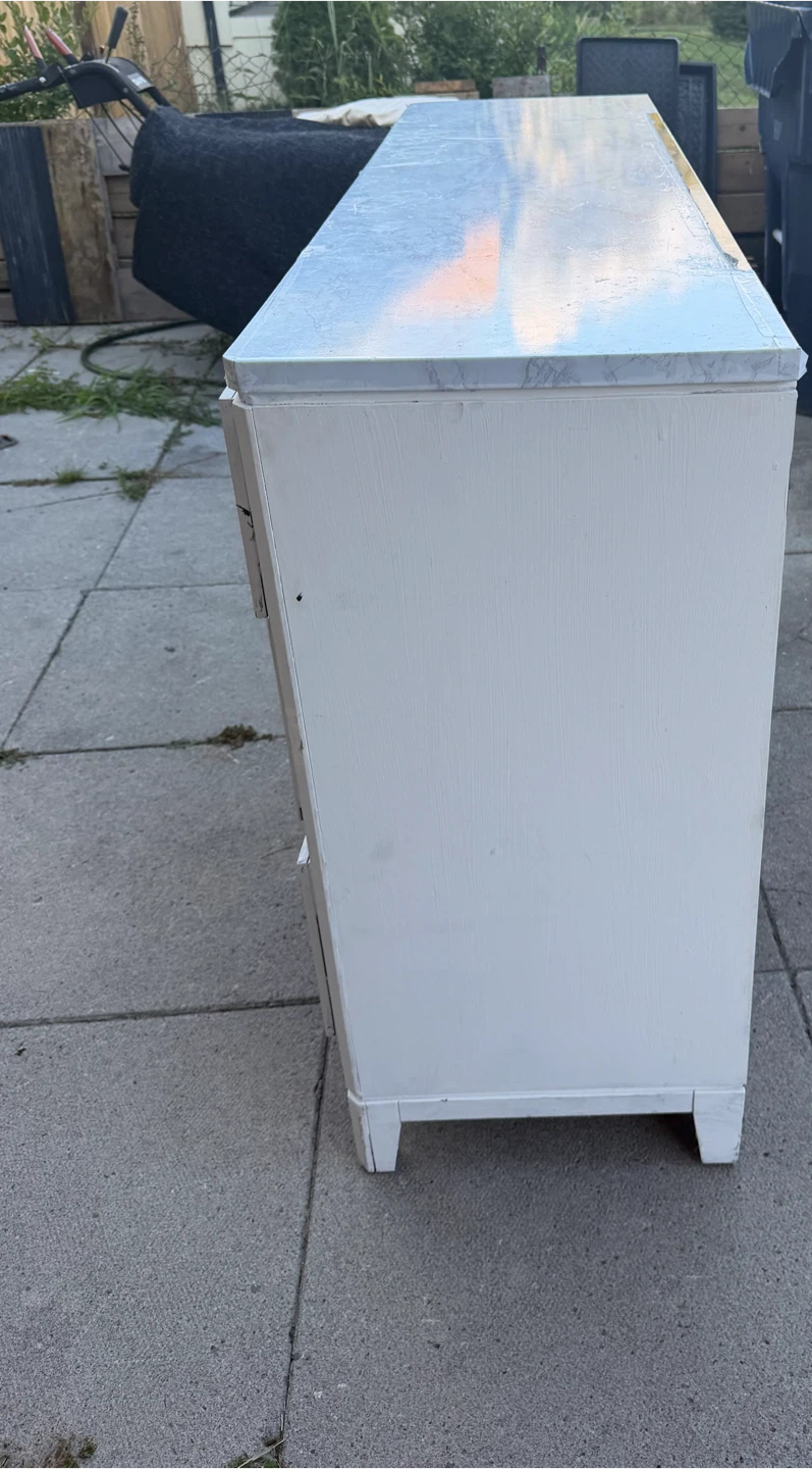 FREE Vanity Dresser - Restore, Wood, or diy fix etc - photo 3