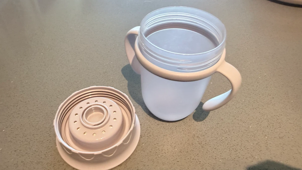 Baby Sippy Cup with Handles - photo 3