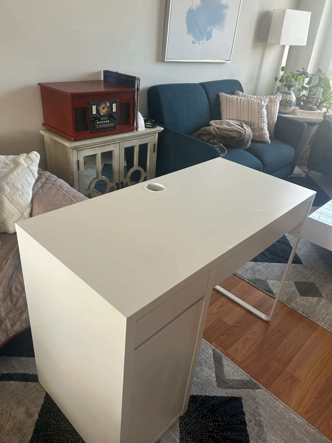 IKEA MICKE Desk