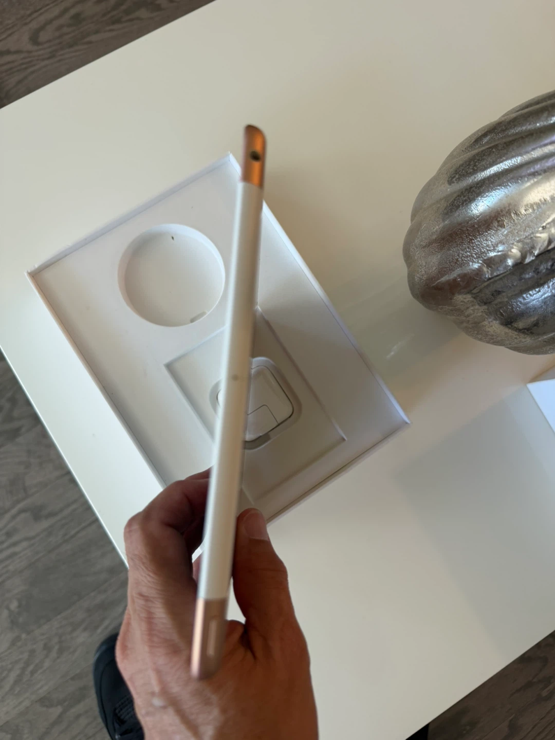 Apple iPad Gold 6th Generation WiFi & Cellular 128GB - photo 5