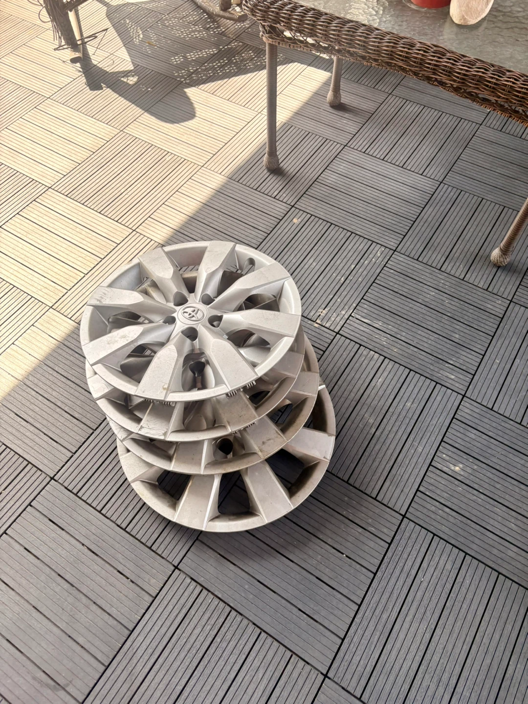 Toyota Hubcaps/Wheel Covers Set of 4 free