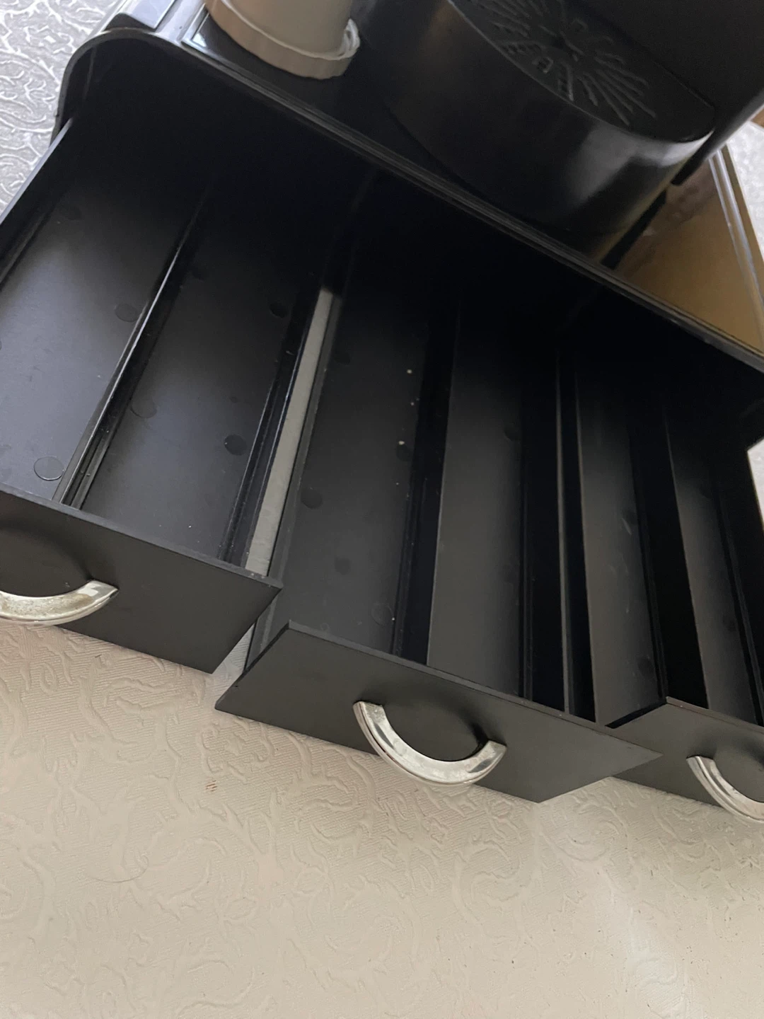 Keurig Coffee Maker with K-Cup Drawer - photo 4