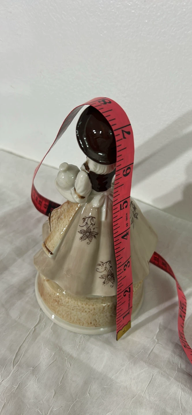 Vintage Ceramic Figurine - photo 3