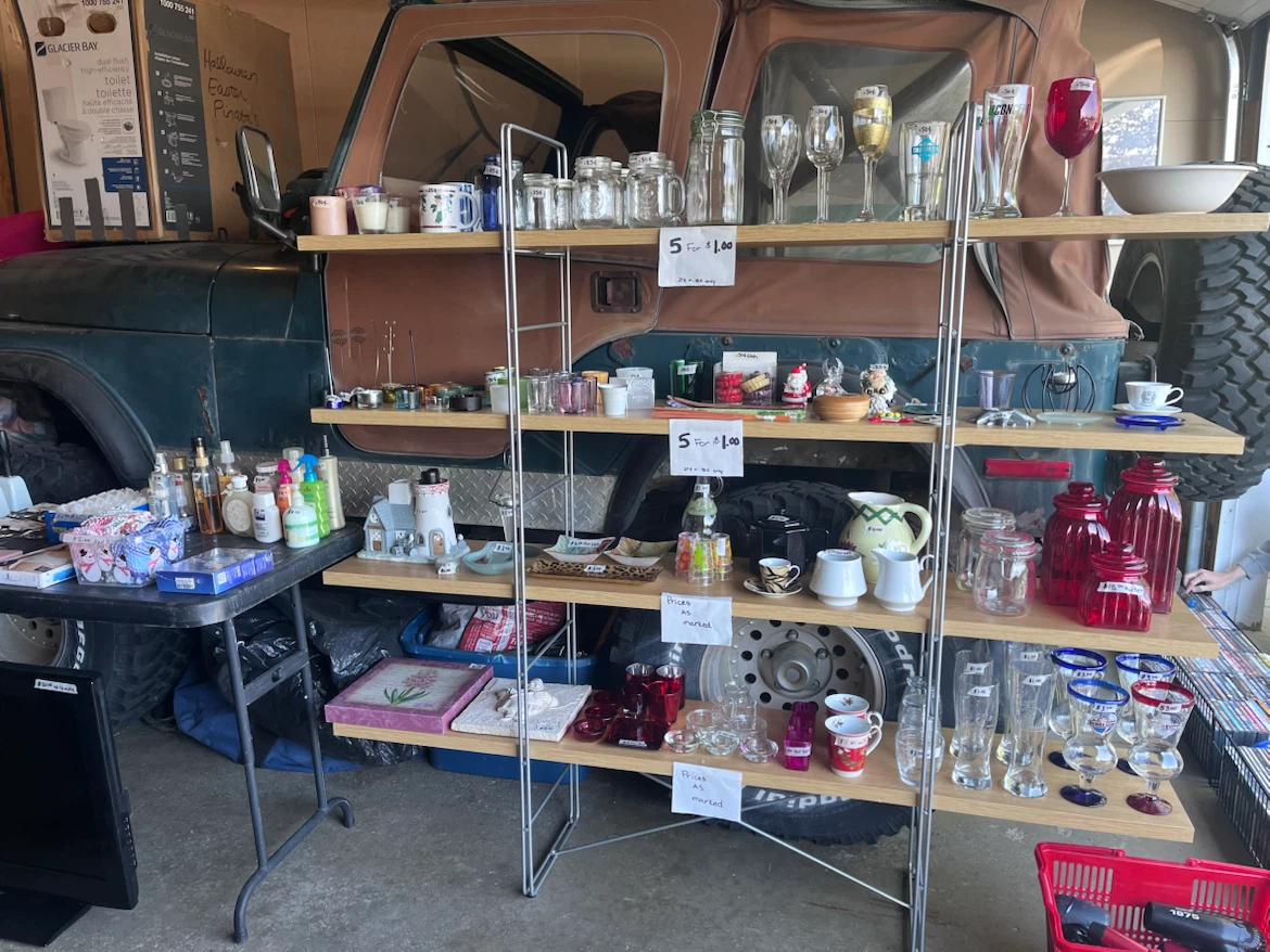 GARAGE SALE