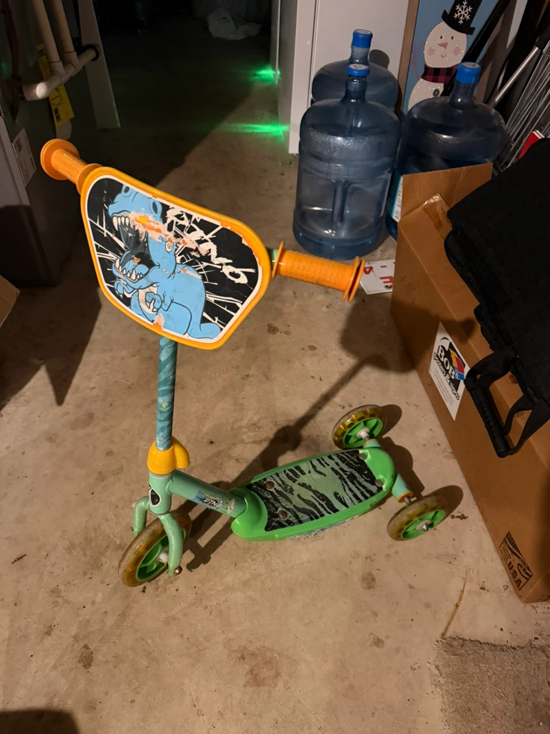 Kids 3-Wheel Dinosaur Scooter