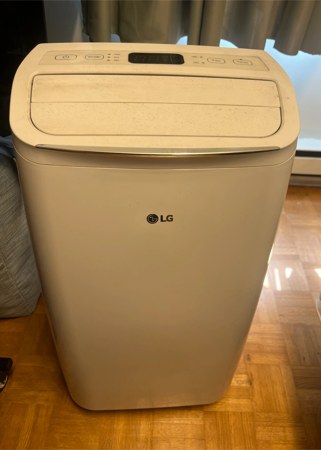 LG Portable Air Conditioner with Hose