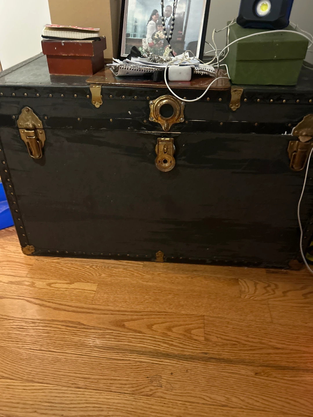 Vintage Steamer Trunk - photo 2