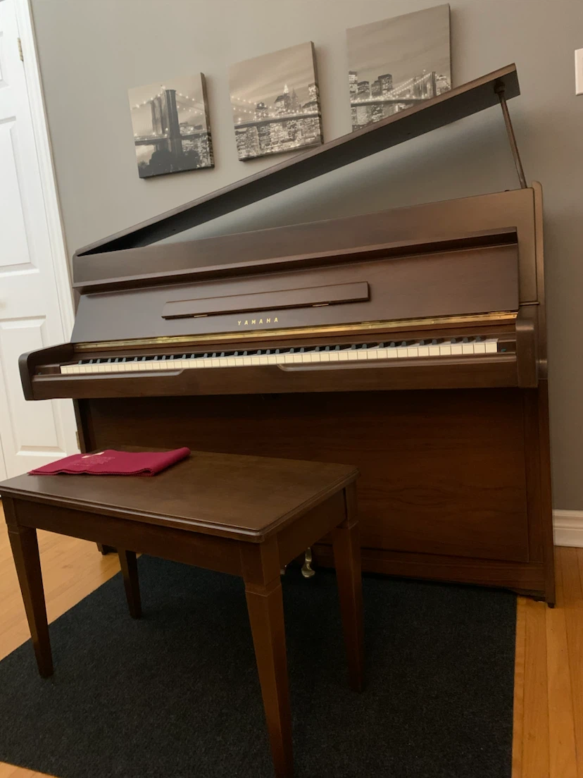Yamaha model-M1 Upright Piano - photo 2