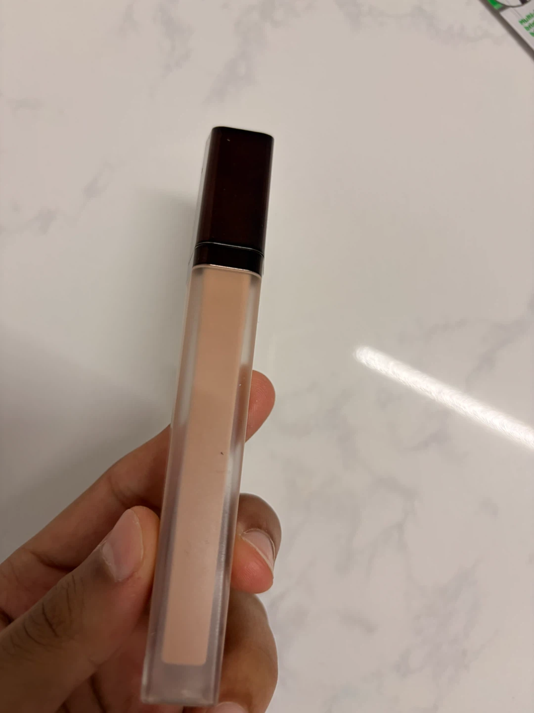 Hourglass Vanish Airbrush Concealer - photo 2
