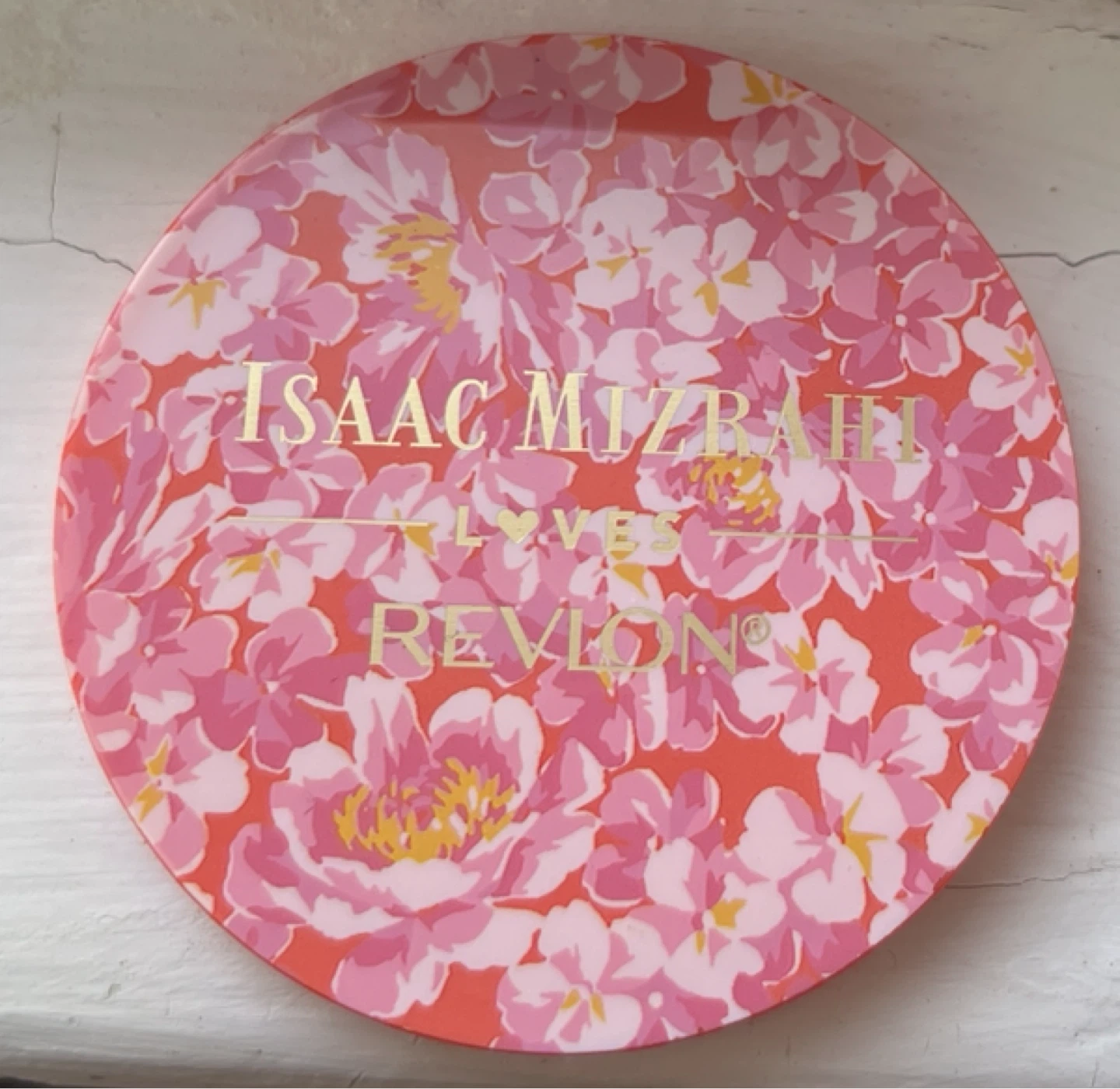 Isaac Mizrahi Loves Revlon Compact Mirror - photo 5