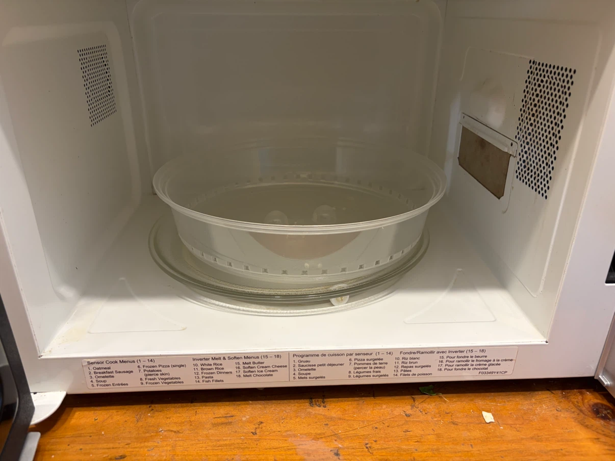 Panasonic Genius Inverter Microwave - photo 3