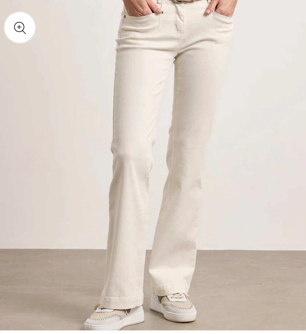 Jones New York vintage bootcut jeans petite