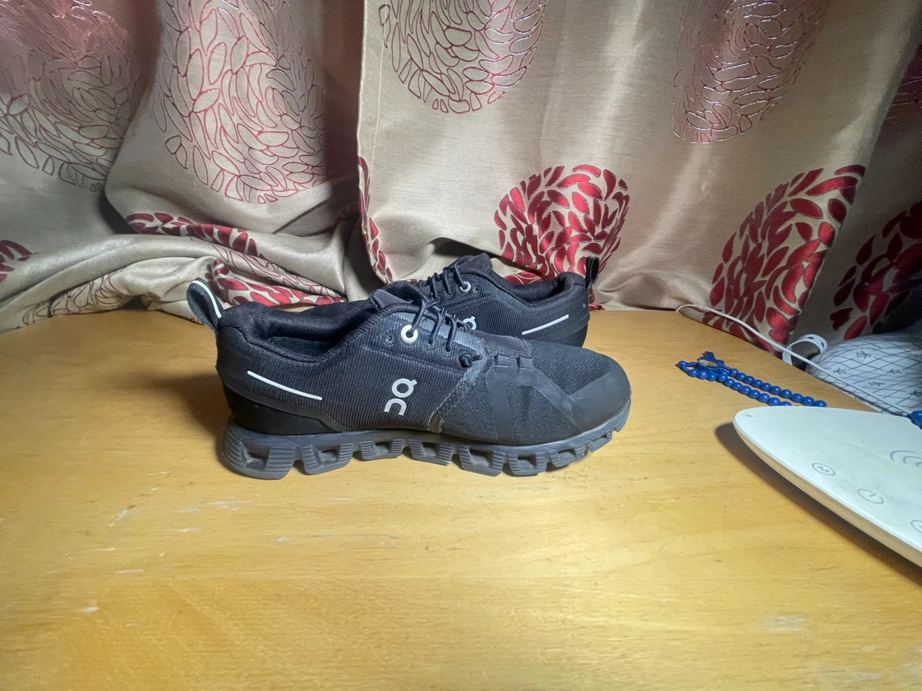 ON Running Cloud Waterproof Shoes - Black - photo 2