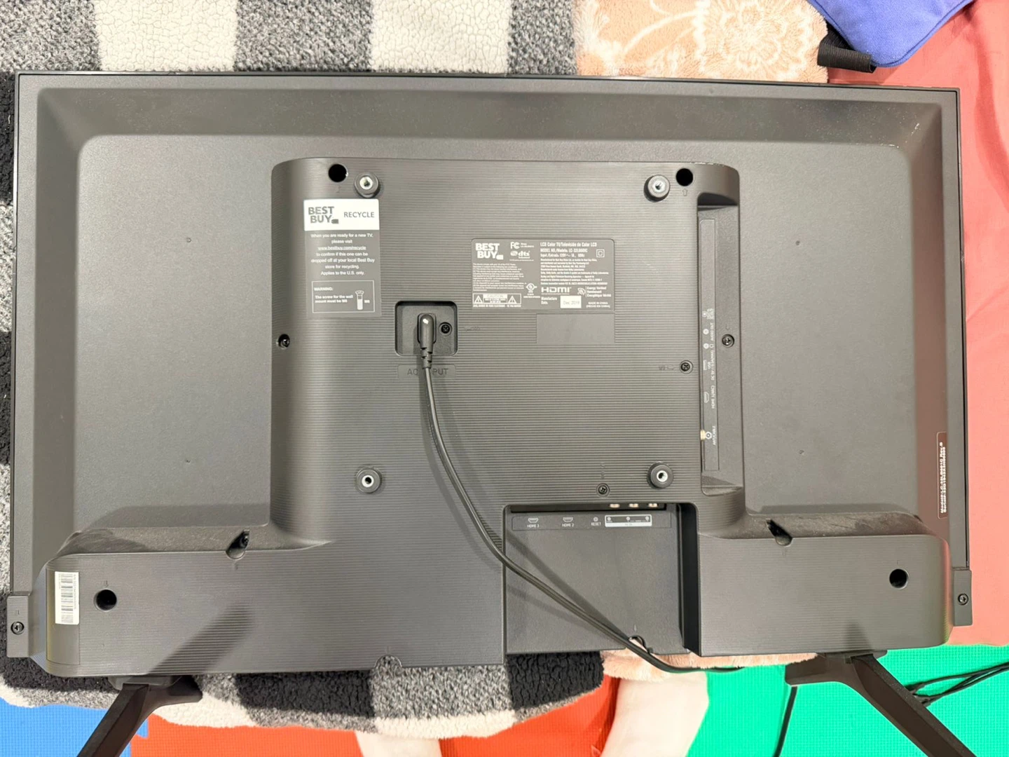 Sharp Roku TV 32 inches - photo 5