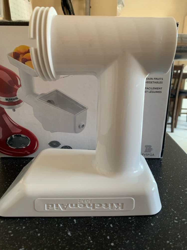 KitchenAid Fruit/Vegetable Strainer Set Attachment - photo 3