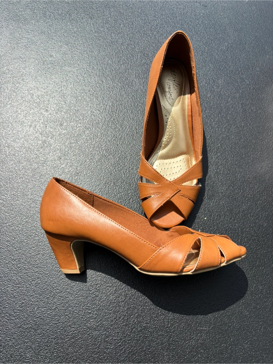 Women's Open Toe Heels size 5.5 - photo 2