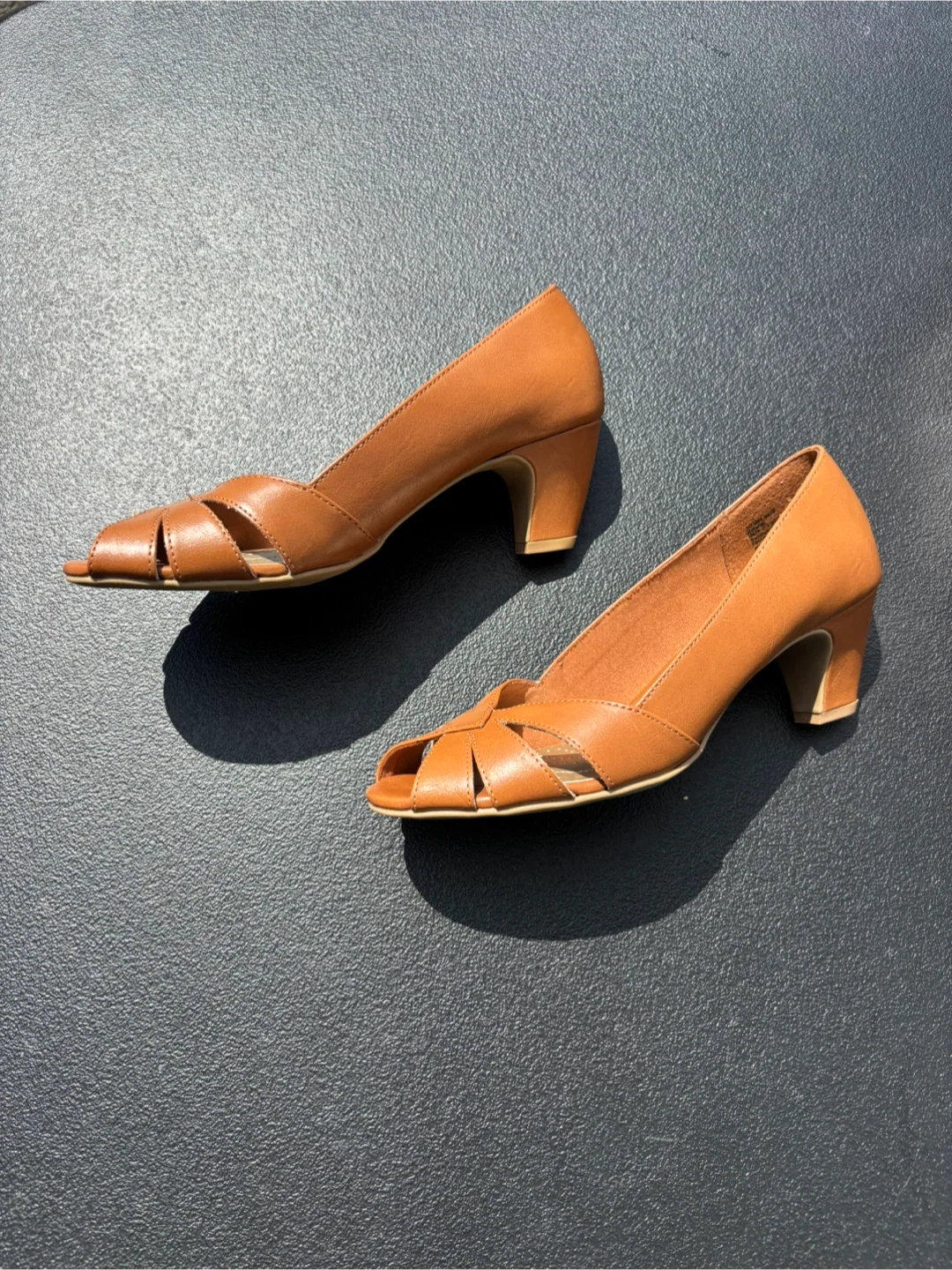 Women's Open Toe Heels size 5.5 - photo 3