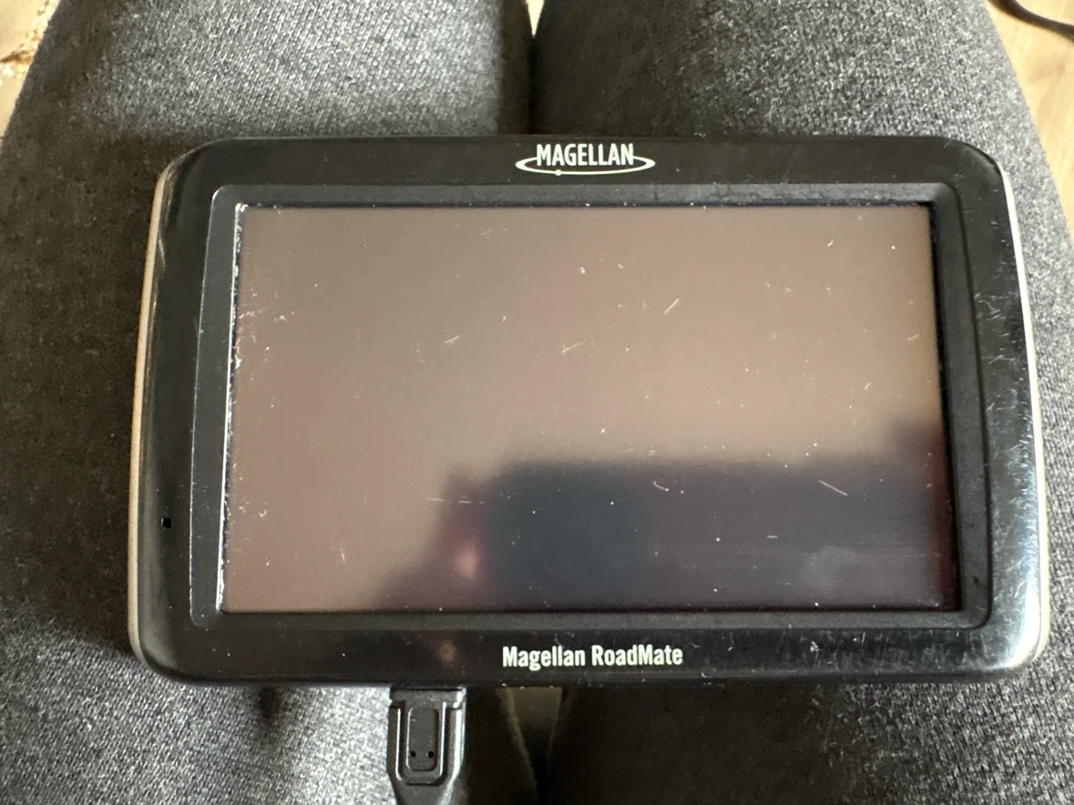 Magellan RoadMate GPS Navigator