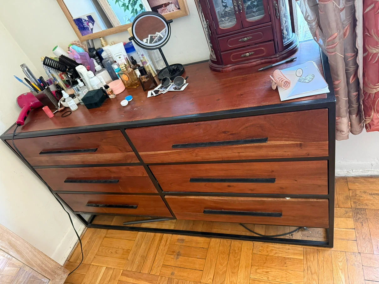 Wooden Dresser with 6 Drawers - photo 3