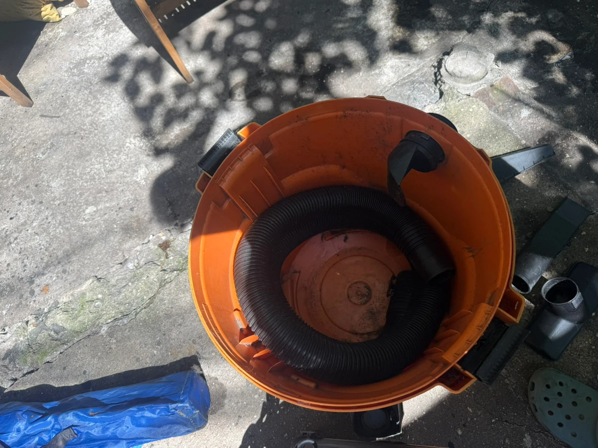 RIDGID Wet/Dry Vacuum Cleaner with Accessories - photo 3
