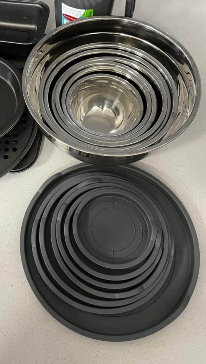 Set of 7 Stainless Steel Mixing Bowls