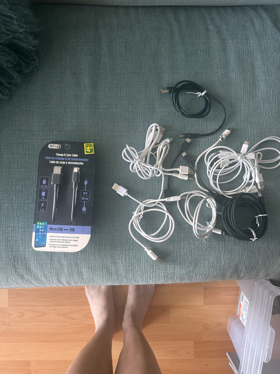 Tech 10 ft Charge & Sync Cable (Micro USB to USB)