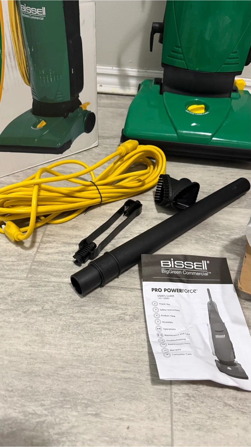 NEW Bissell BigGreen Commercial Pro Vacuum - photo 2
