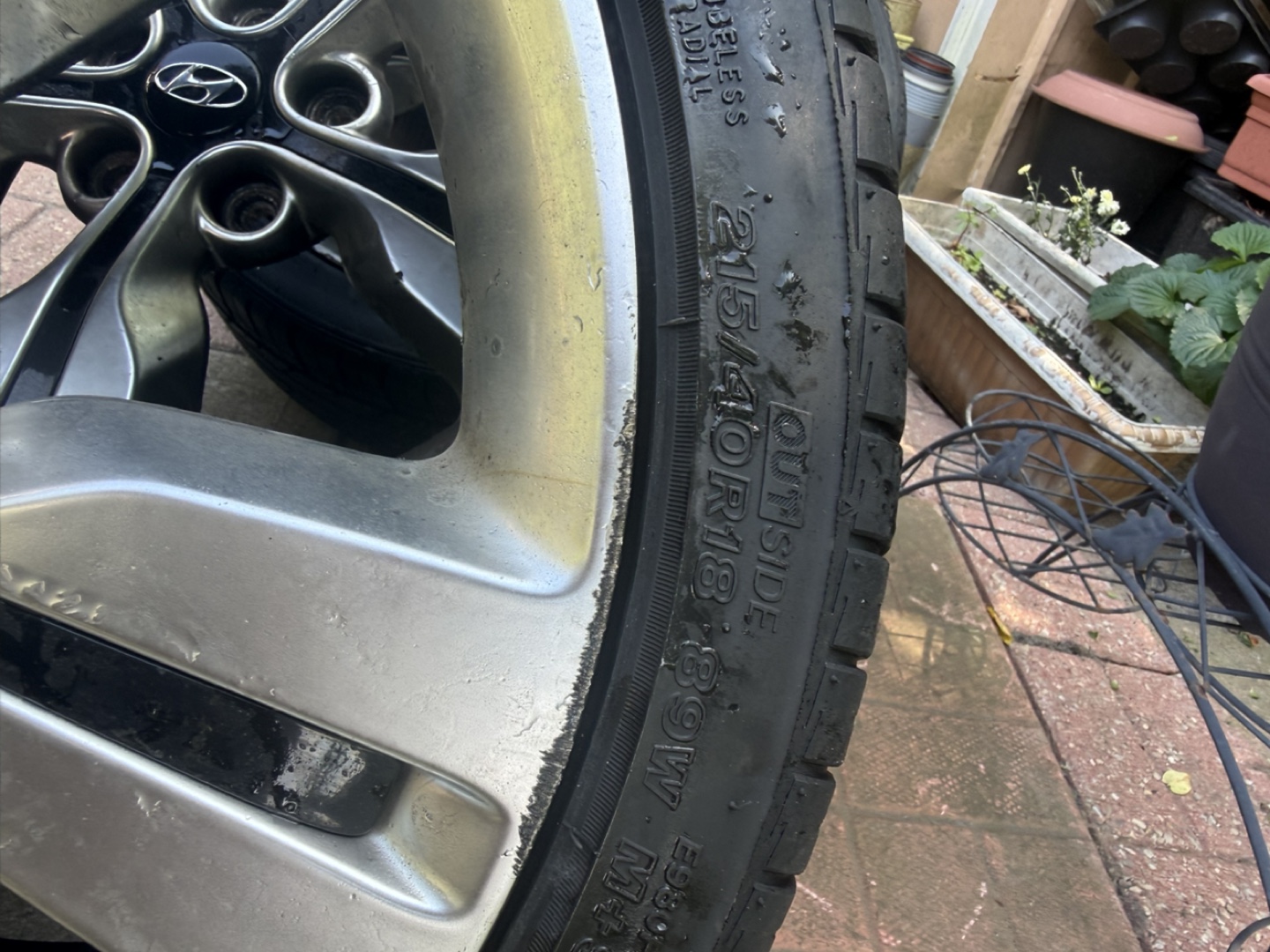 Set of 4 Hyundai Wheels with Tires - photo 4