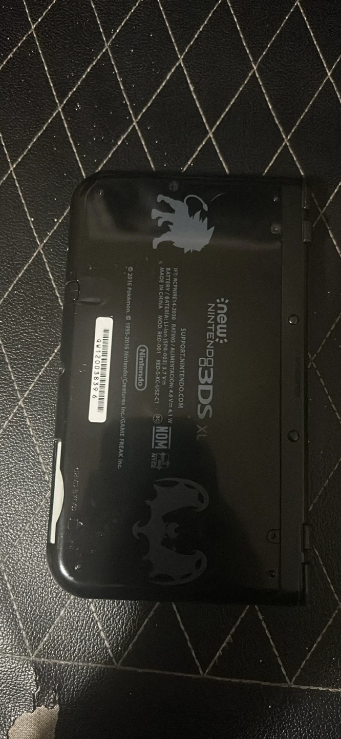 New Nintendo 3DS XL - Pokemon Edition - photo 2