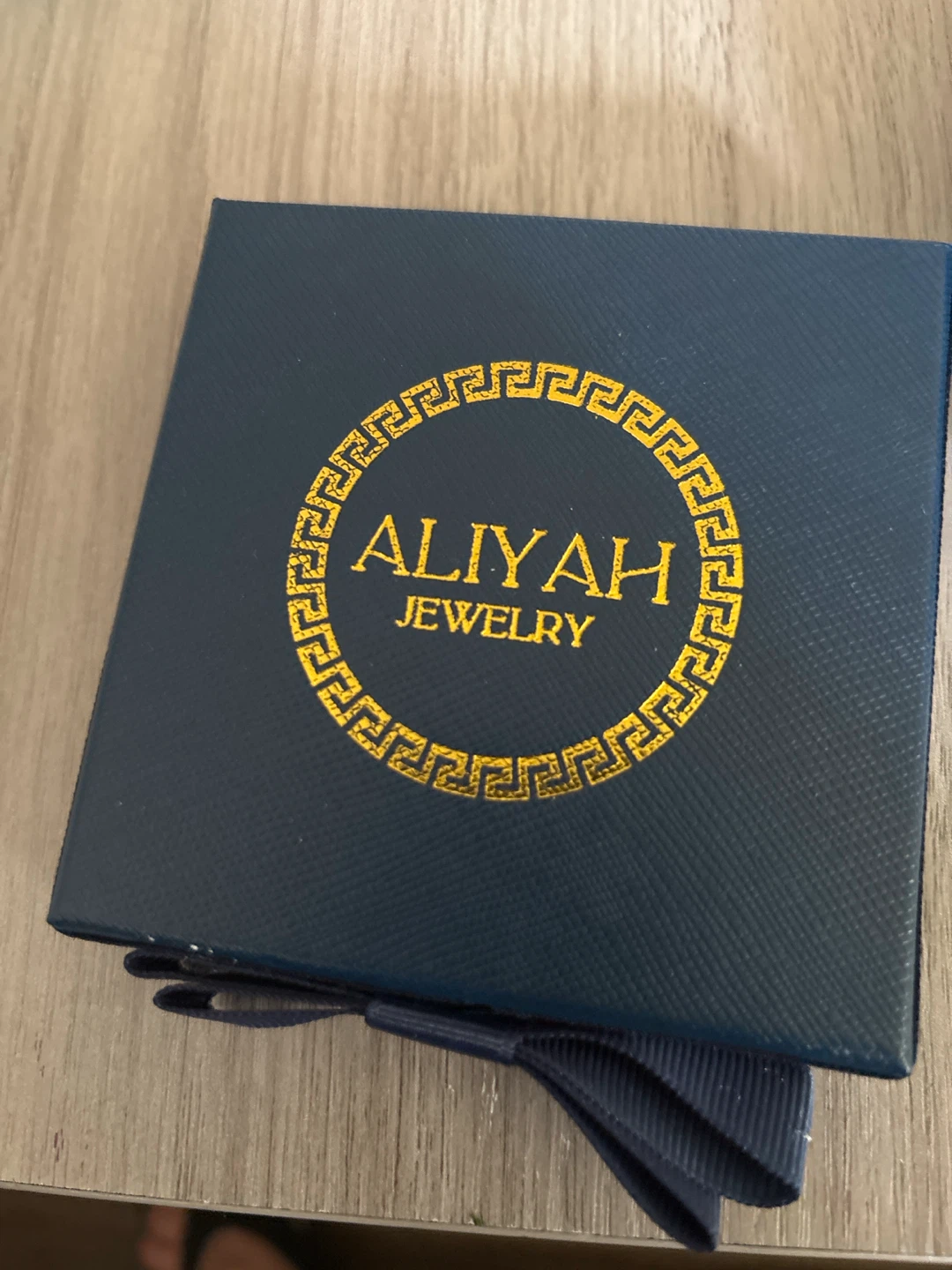 ALIYAH JEWELRY Gold Tone Necklace with Pendant