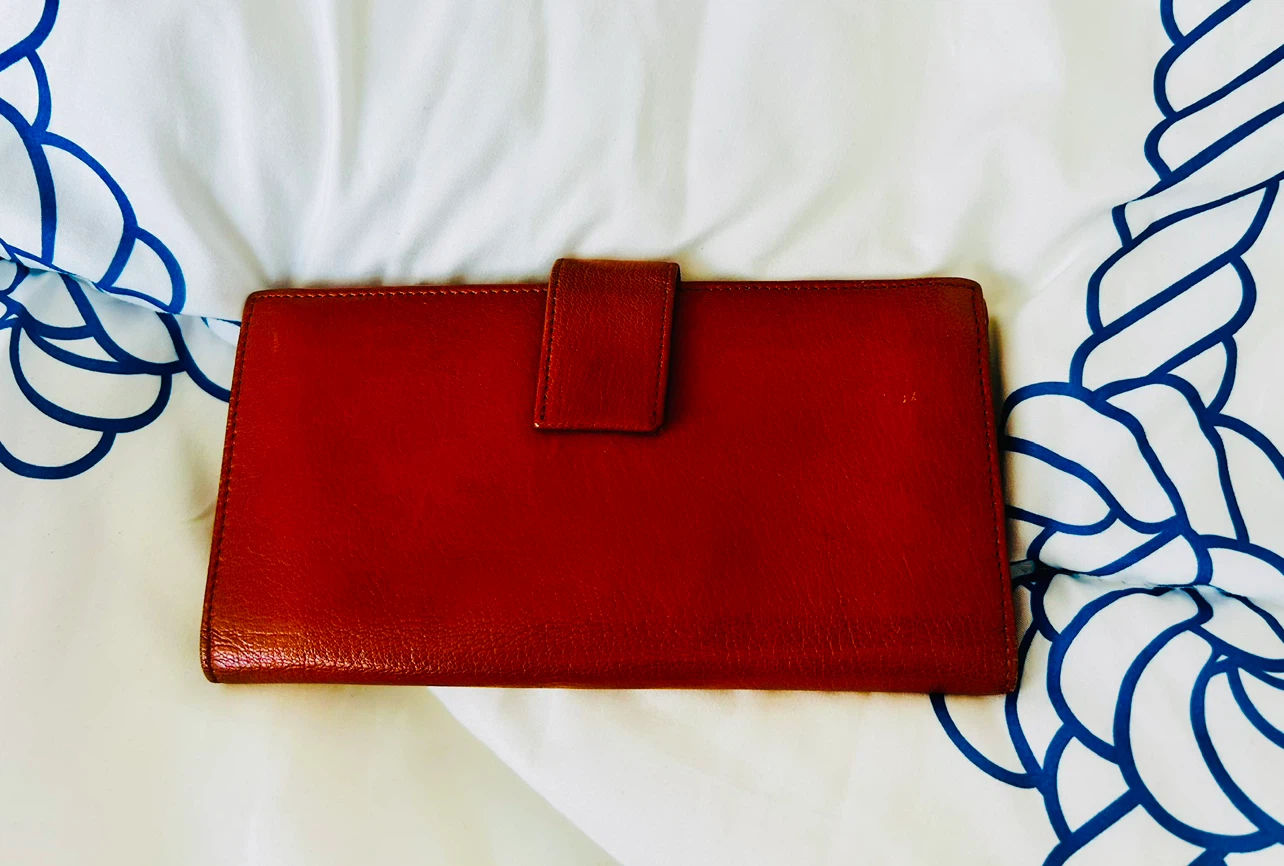 Gucci Interlocking G Clutch Wallet - photo 2