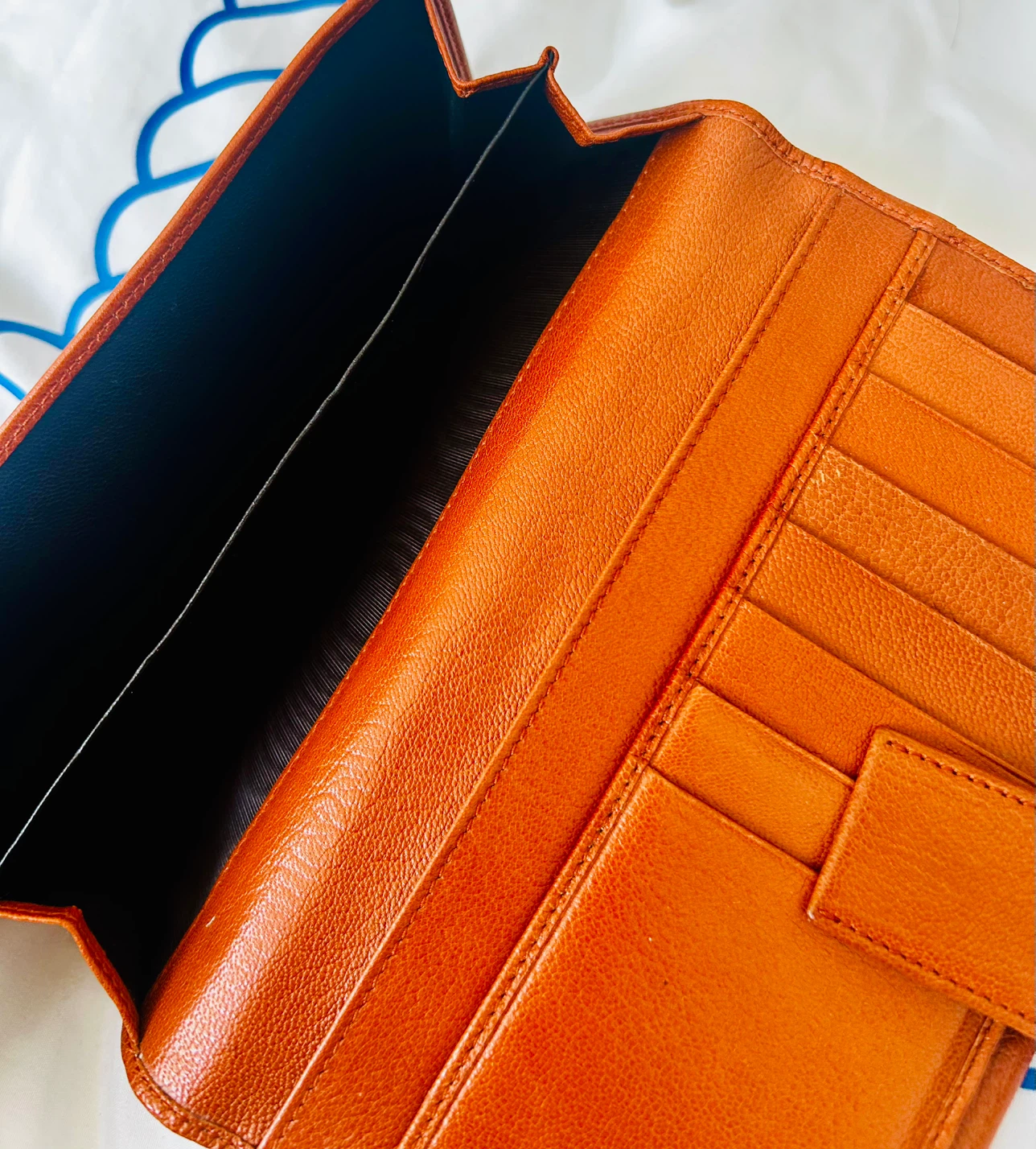 Gucci Interlocking G Clutch Wallet - photo 5