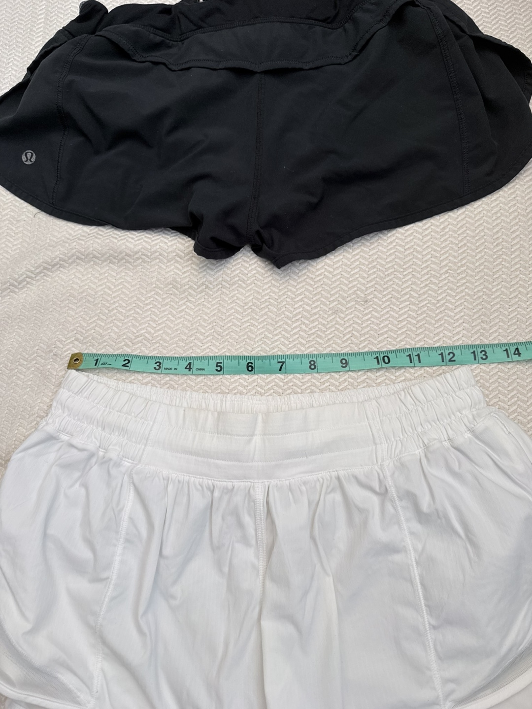 Lululemon Running Shorts - Black & White - photo 4