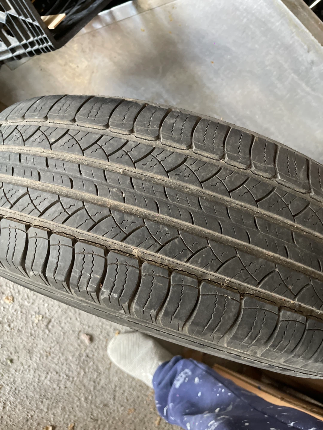 Michelin Latitude Tour All Season Tire with Rim - photo 3