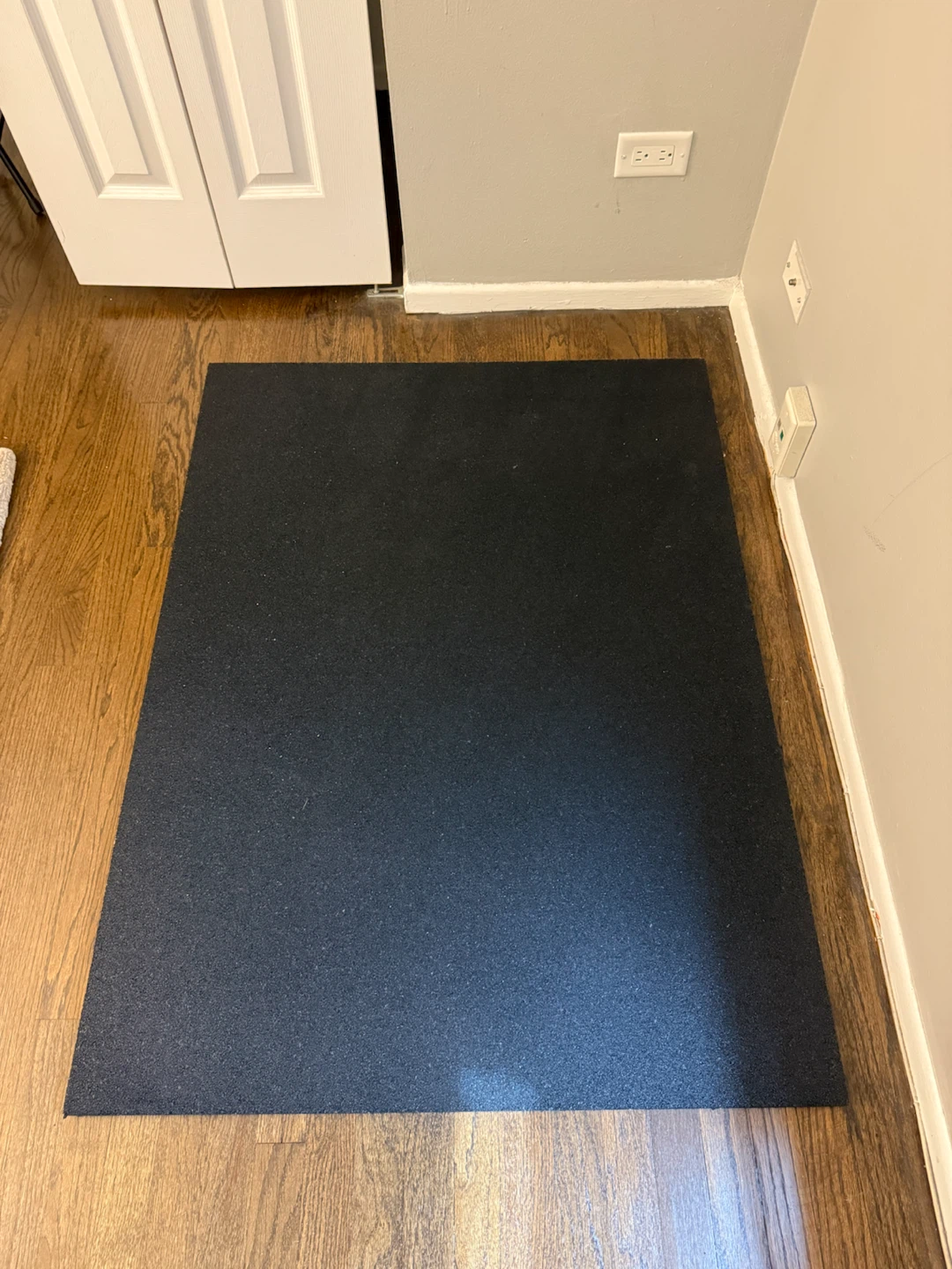 (Pick up by 8/31) Heavy Duty Rubber Flooring Mat