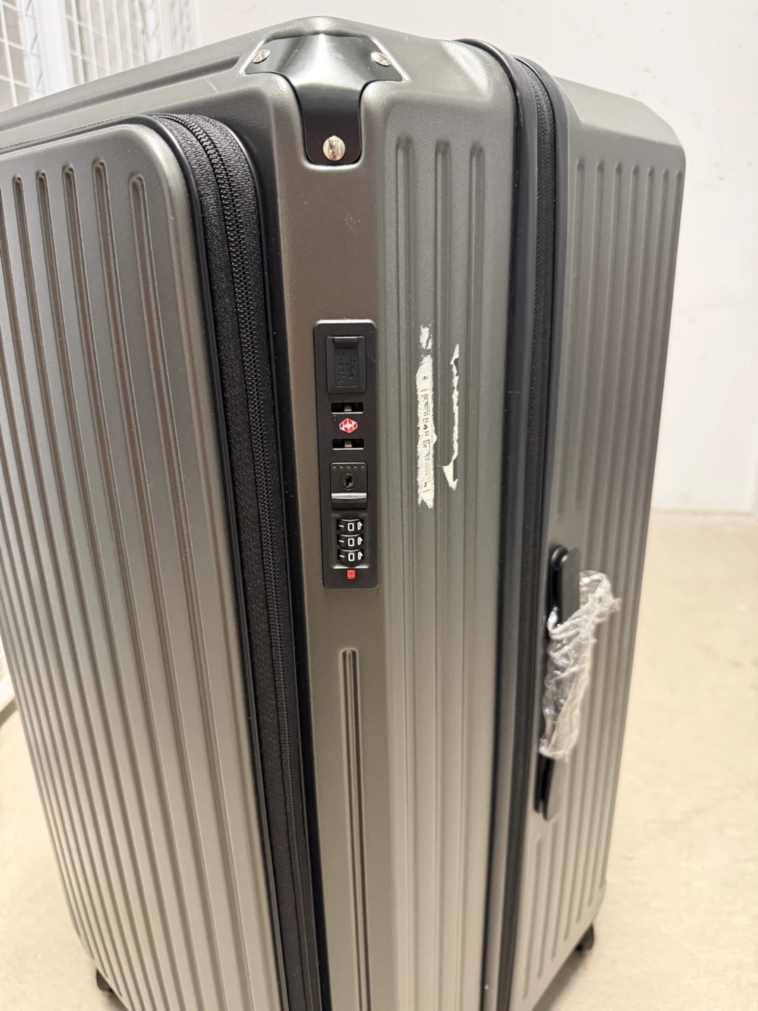 Grey Expandable Luggage with TSA Lock - photo 3