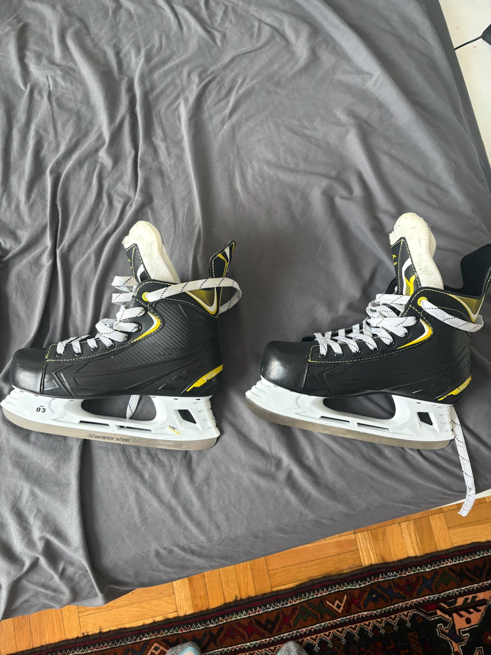Vicko hockey skates US 8