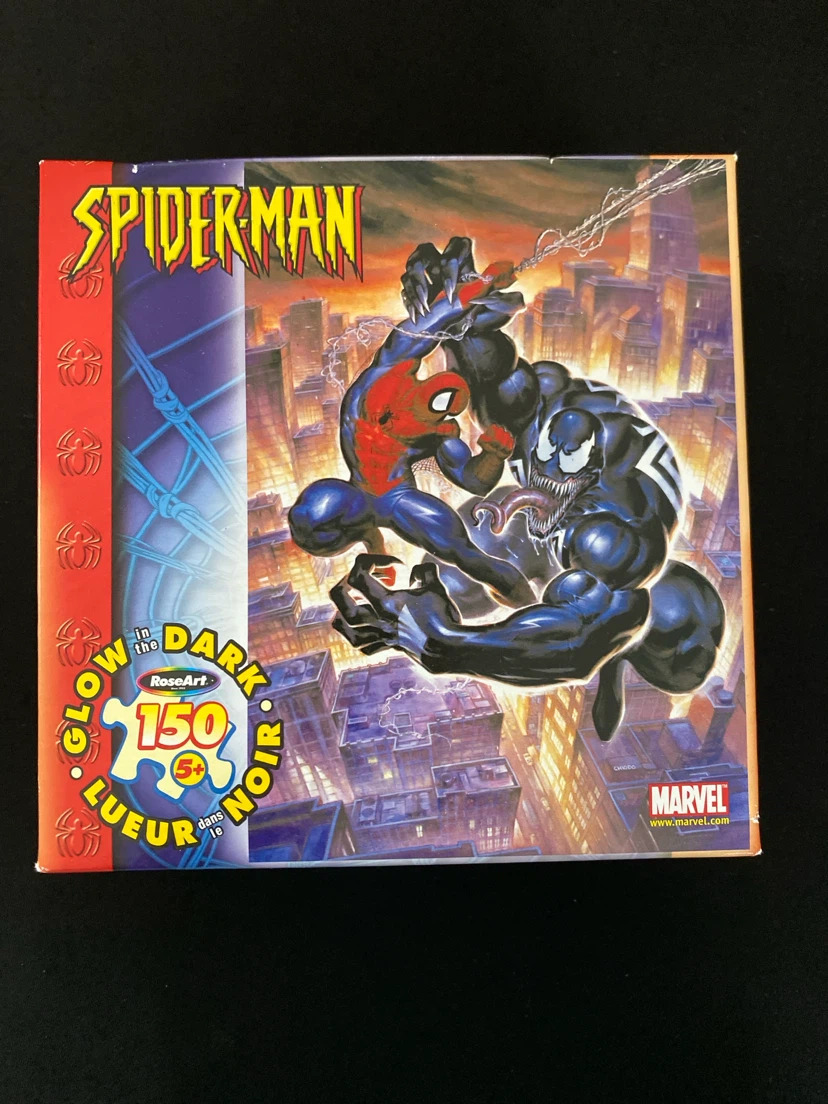 Spider-Man Glow in the Dark Jigsaw Puzzle