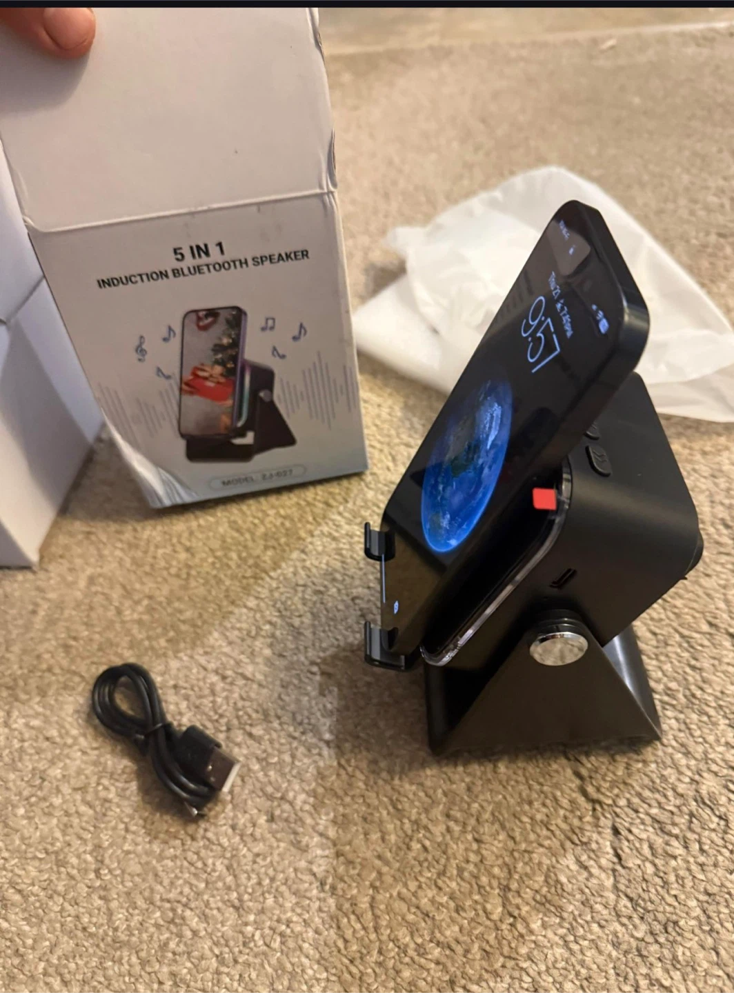 Induction Speaker with Phone Stand - photo 4