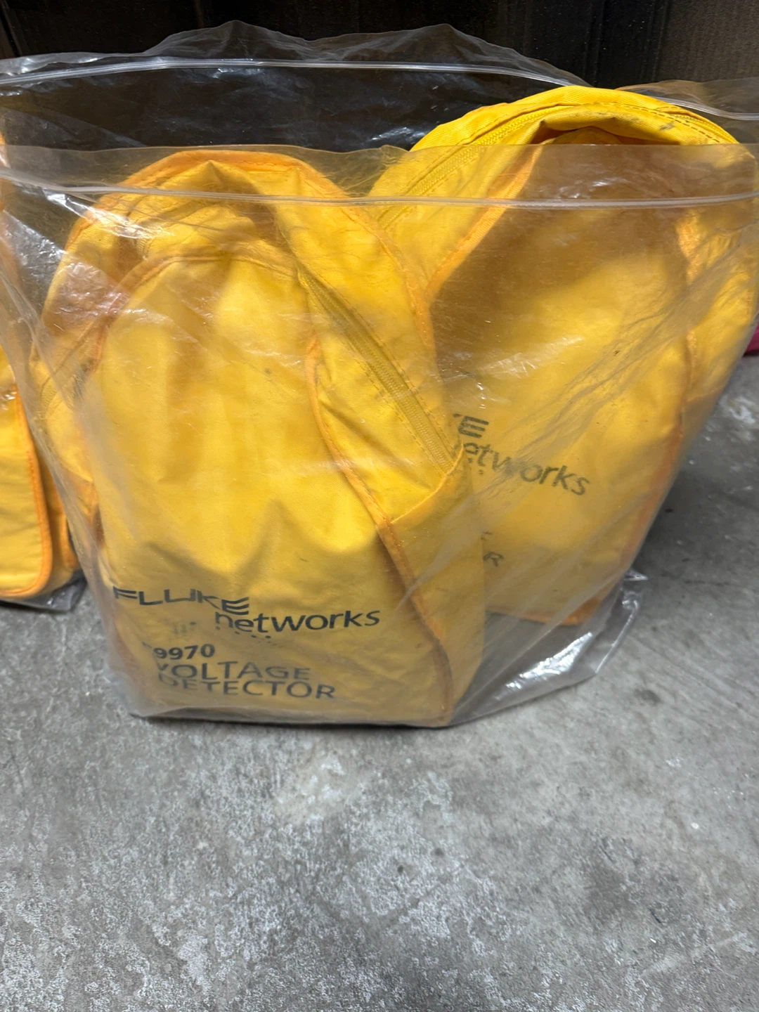 Fluke Networks C9970 Voltage Detector Bag - photo 5