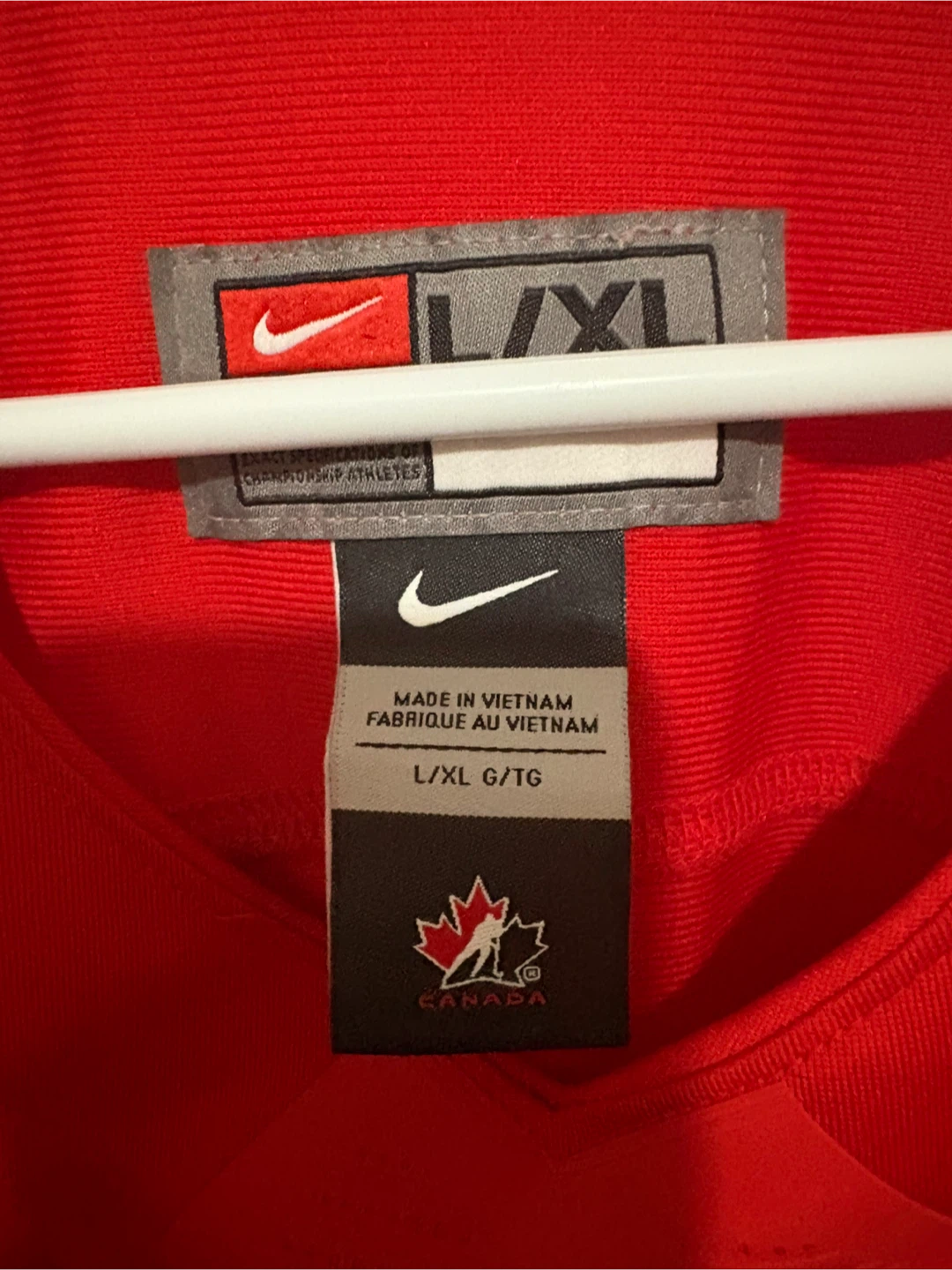 Nike Canada Hockey Jersey L/XL - photo 2