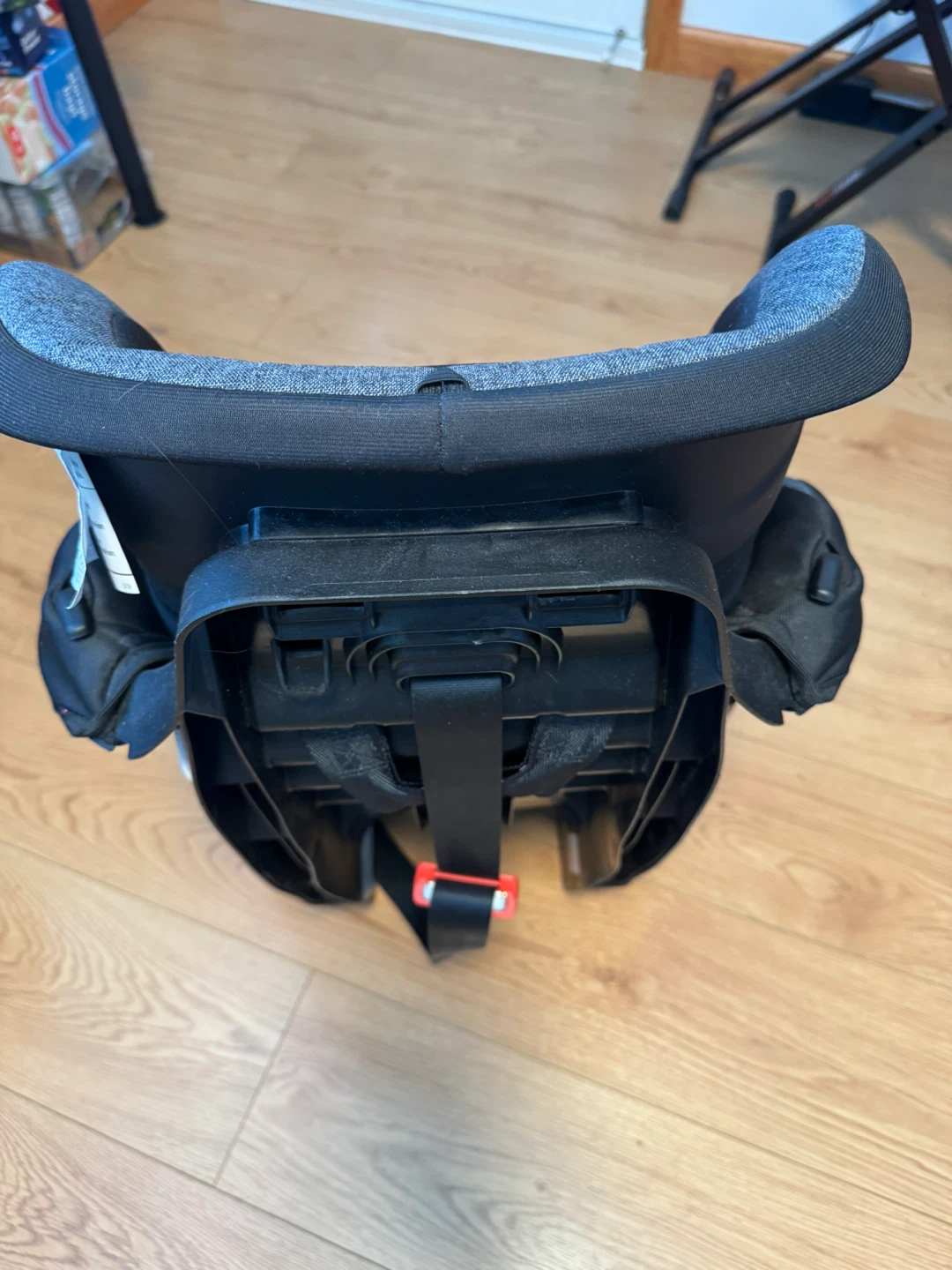 Evenflo Car Seat with 2 Enfamil NeuroPro Care Tubs - photo 3